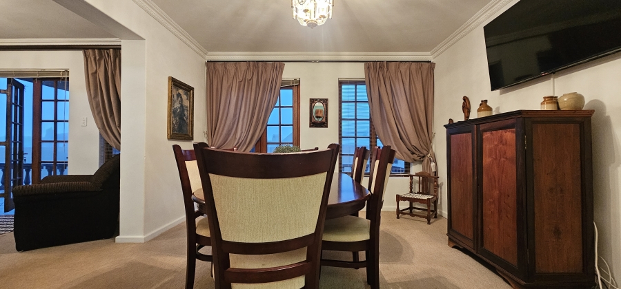 5 Bedroom Property for Sale in Myburgh Park Western Cape